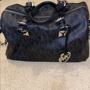Michael Kors Crossbody Speedy Bag